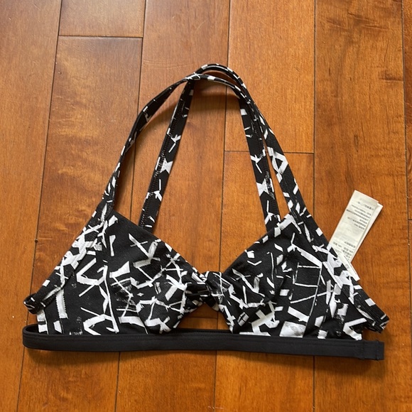 Albercrombie & Fitch Bikini - Picture 2 of 7